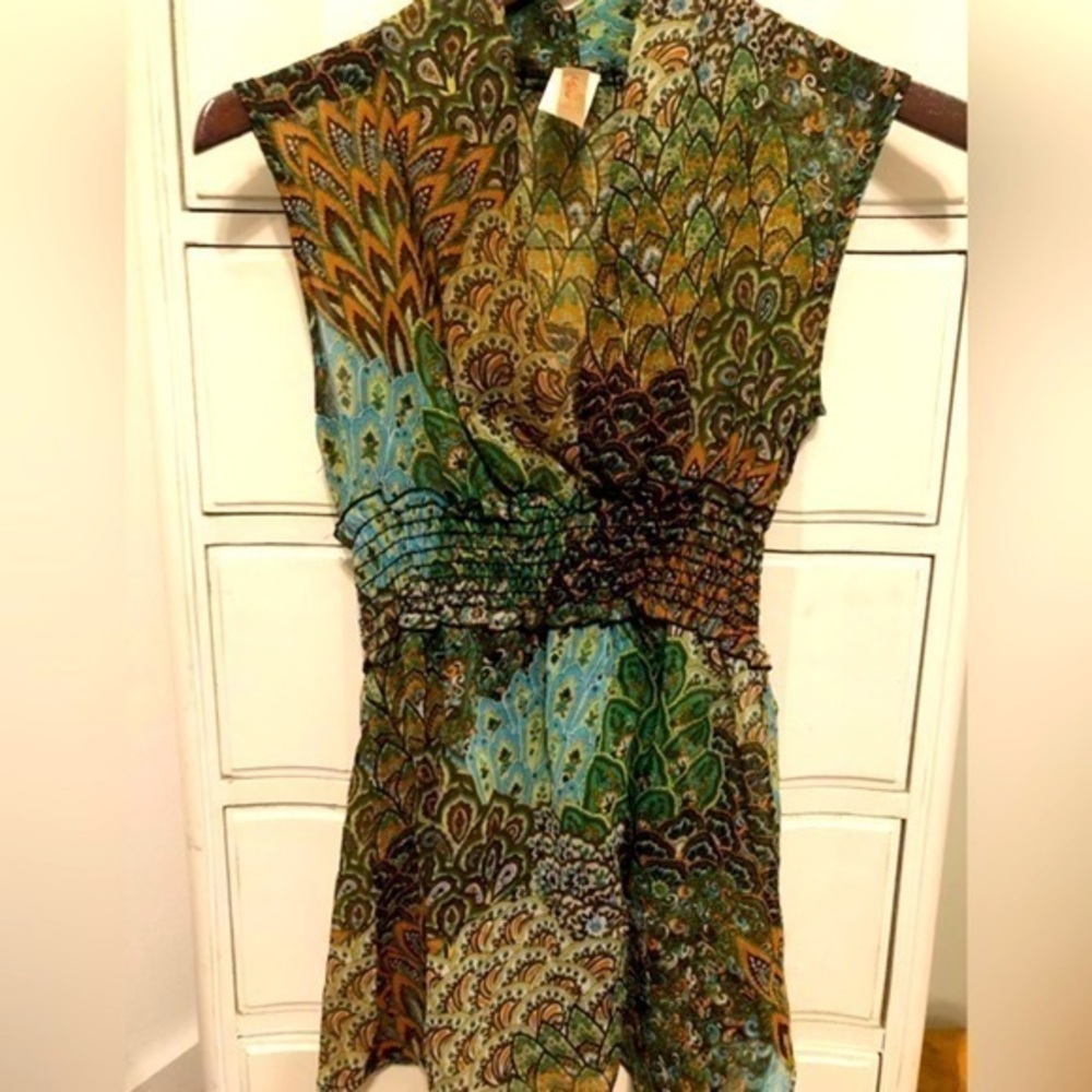 Miuse Paisley Deep Plunge Sleeveless Sheer Top size medium